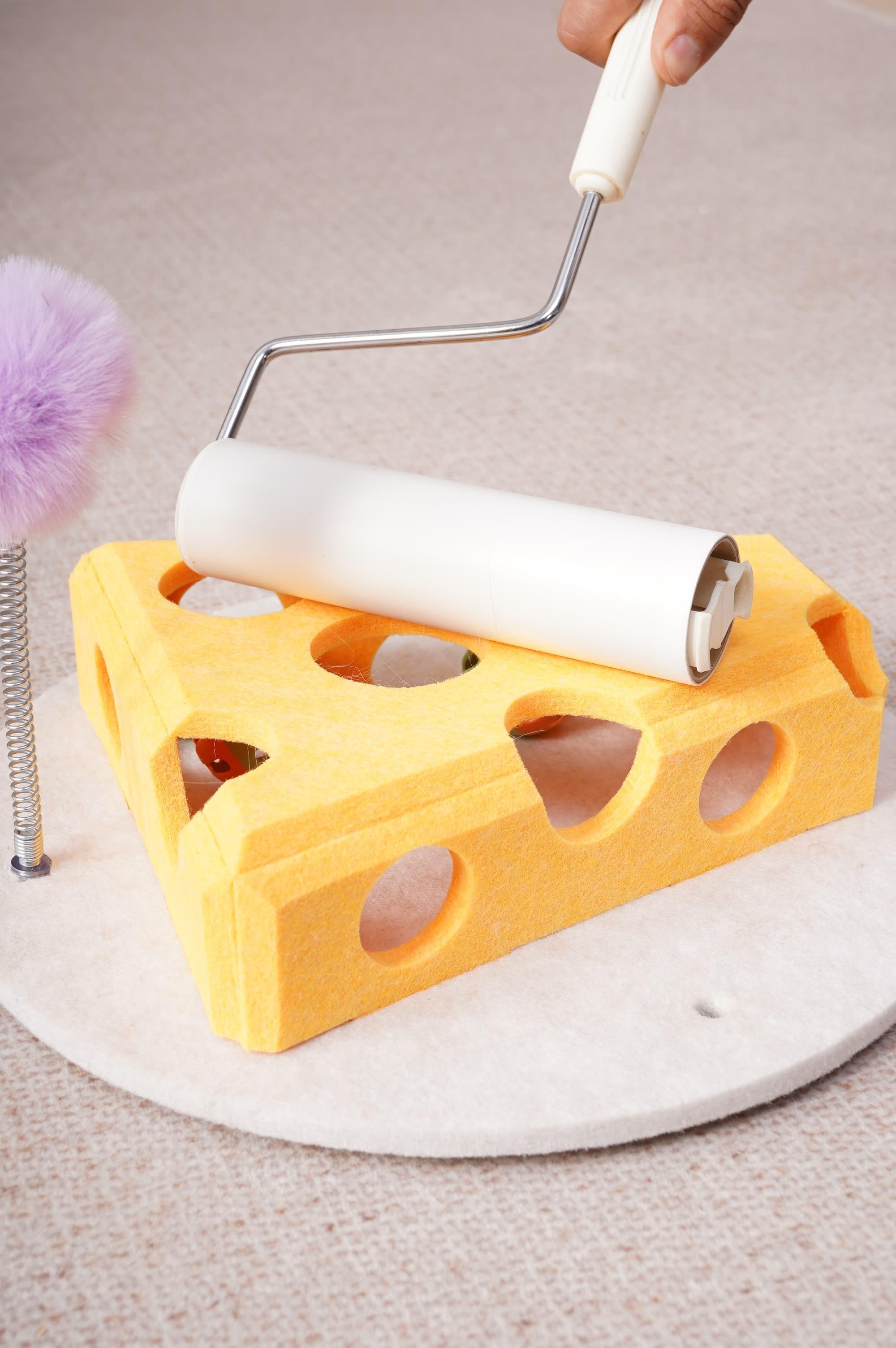 Cat Puzzle Toy with Ball and Spring-Loaded Wand, view 6